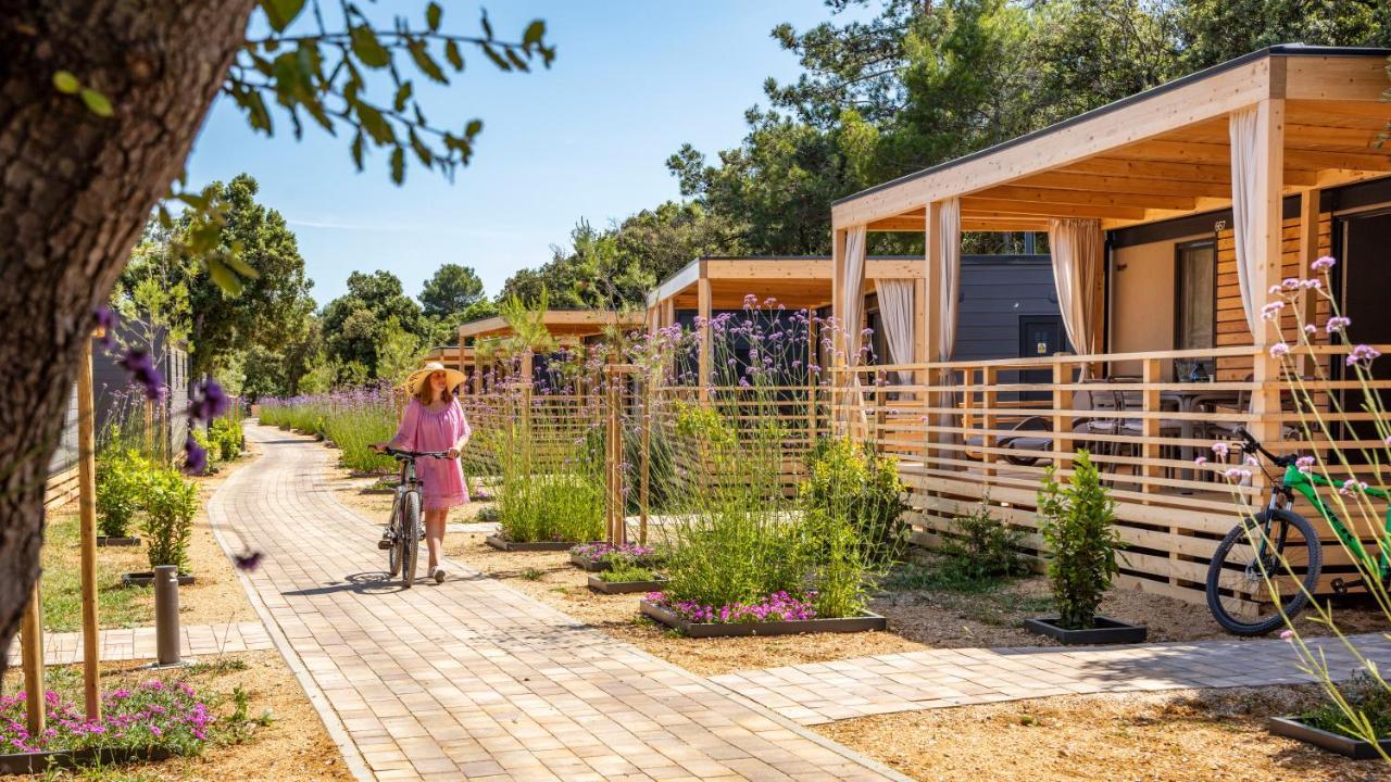 Mobile Homes Lopari Nerezine Exterior photo
